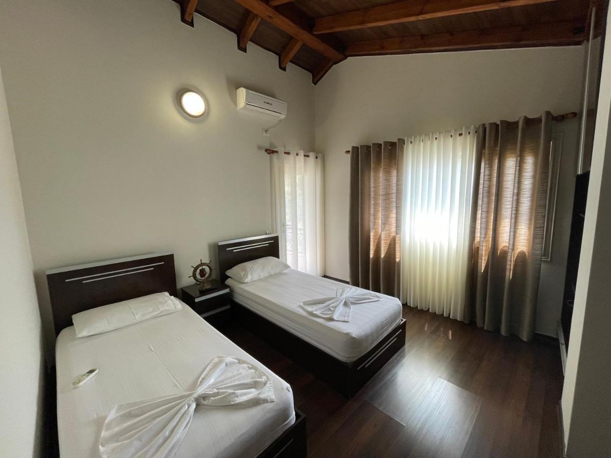 Vila Zahaj Vlore Exterior photo