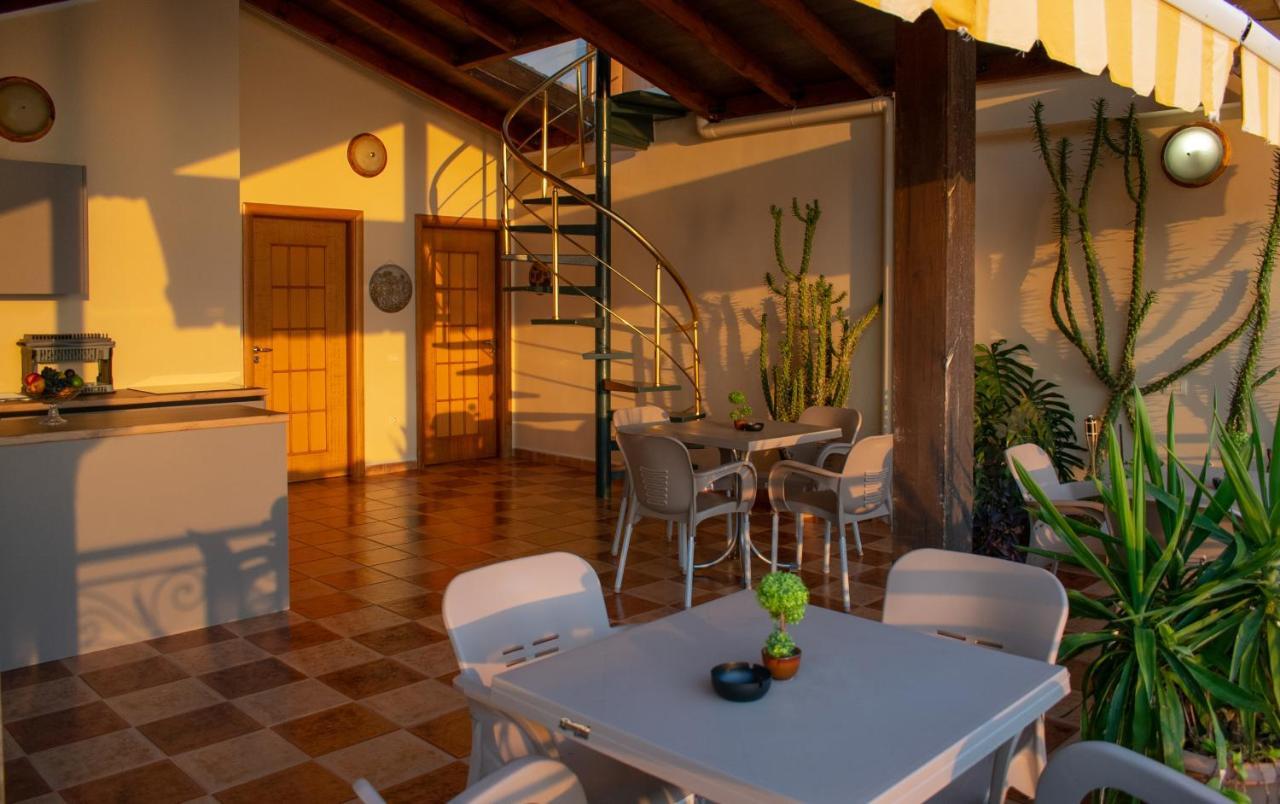 Vila Zahaj Vlore Exterior photo